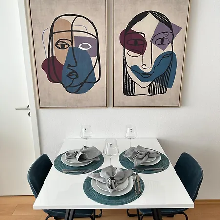 Modernes Im Zentrum Von Laupheim