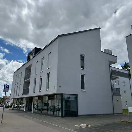 Modernes Im Zentrum Von Apartmán Laupheim